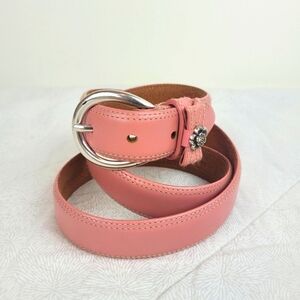 Fossil pale pink leather belt with silver oval buckle silver flower bow detail M